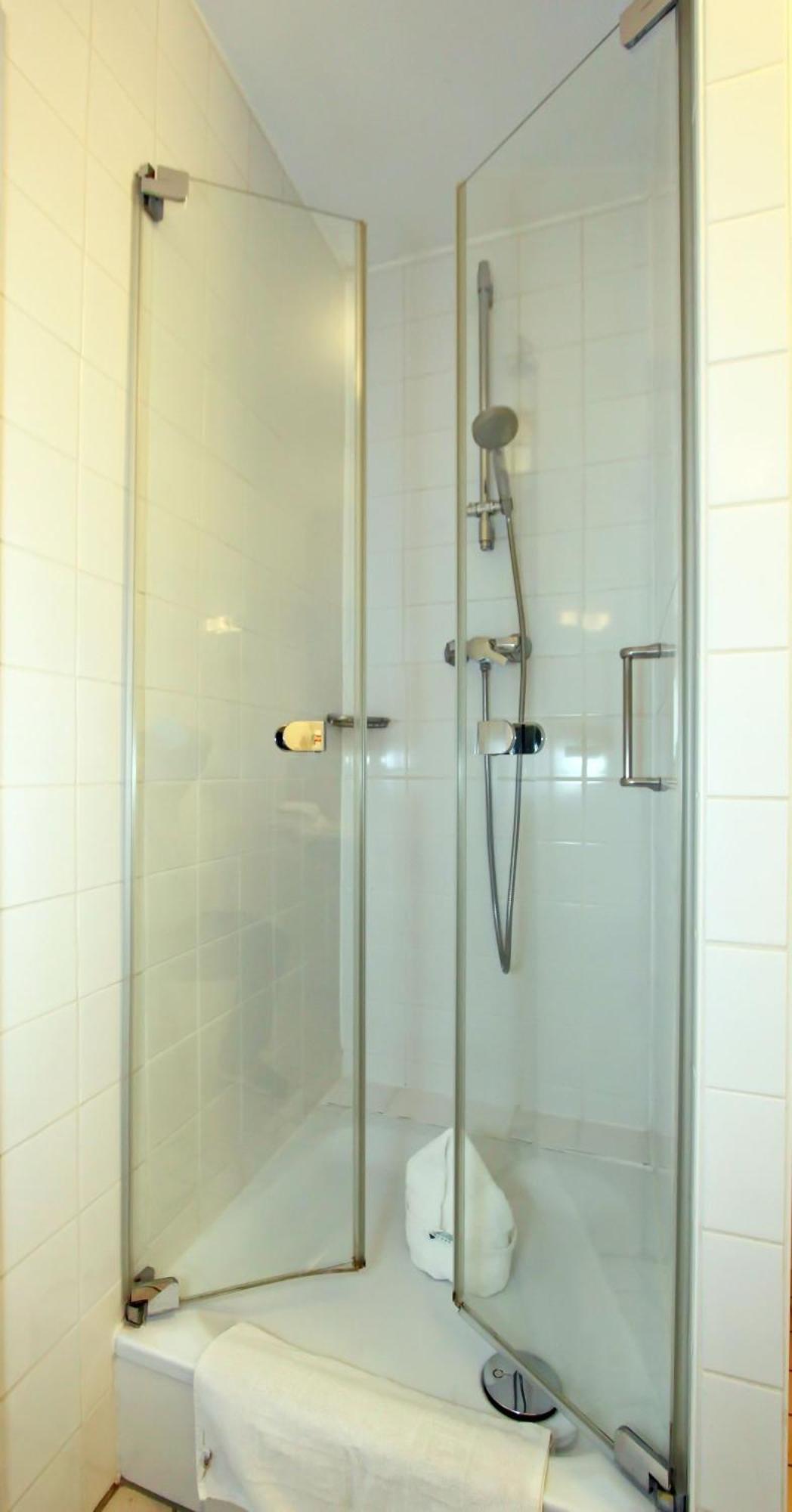 Haus Atlantis, Atelierwohnung 4